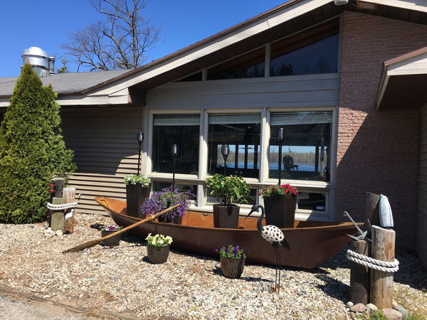 Emerson Lake Inn - 2023 Real Estate Photo (newer photo)